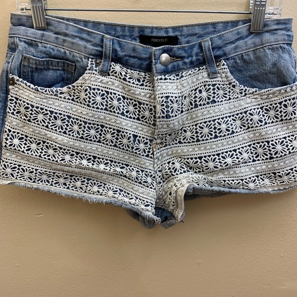 Forever 21 Pants - Forever 21 | Denim Crochet Shorts Size 28